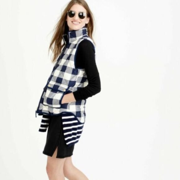 J. Crew Quilted Excursion Vest Buffalo Plaid in Blue / White - Sz S - New - Picture 4 of 10